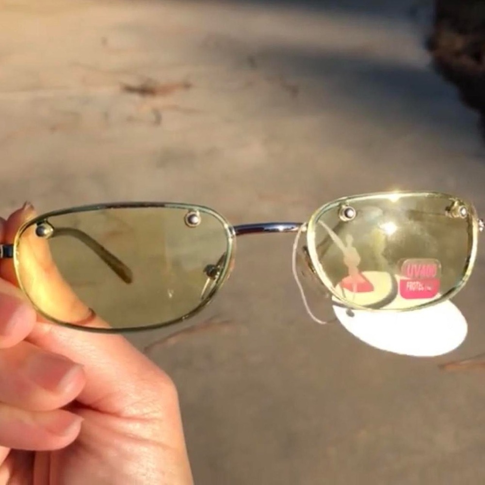 Y2K STYLE YELLOW SUNGLASSES